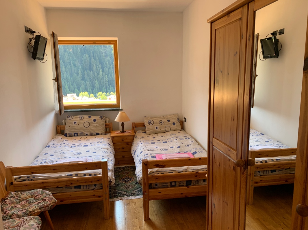 Appartamento Vacanze / Flat / Wohnung zu vermieten a Predazzo - Fiorio Ornella - Salita Brigadoi 1 - Tel: 0462502260